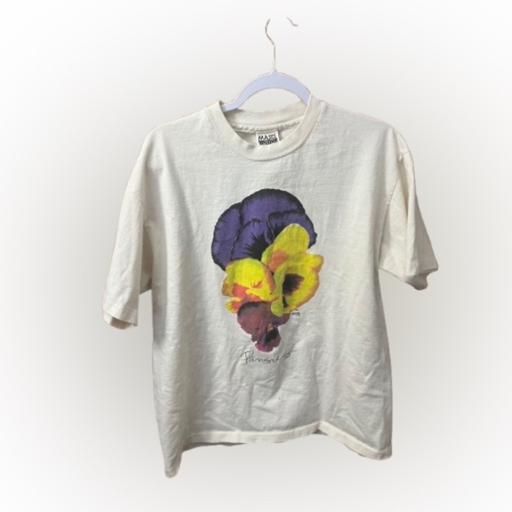 Vintage 1990s "Studio Q" Pansies Flowers Maze Heavy Cotton Graphic T-shirt
